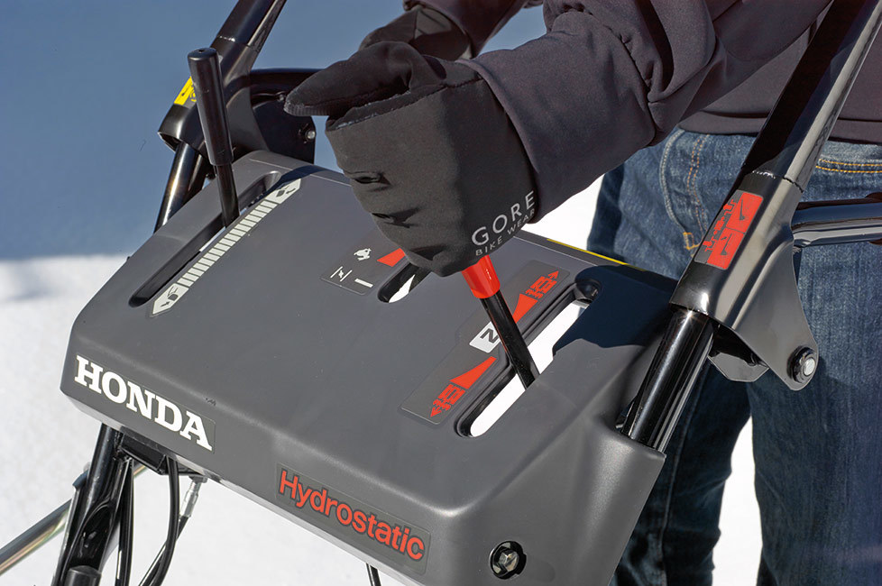 Снегоуборщик Honda HSS 760A ETD (9) в Арамилье